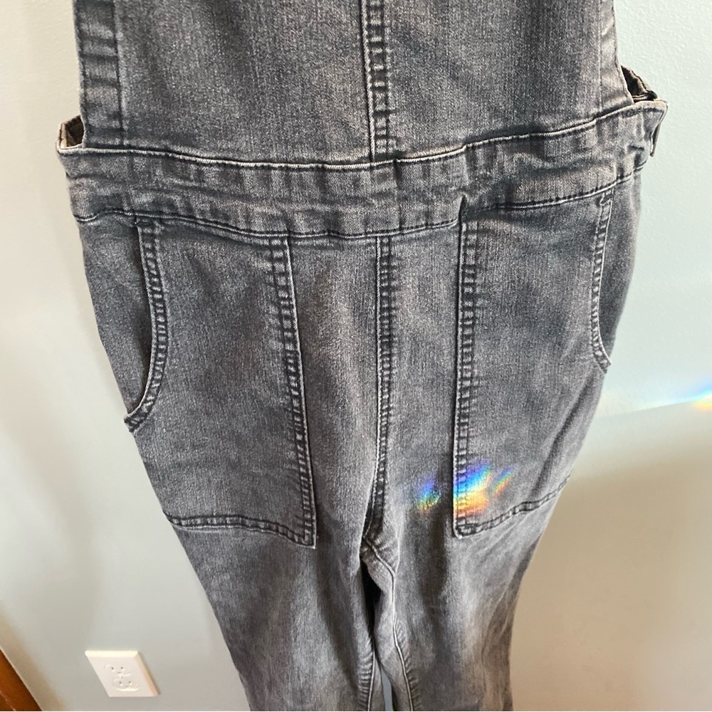 Wallflower Very Dark Gray Denim Overalls- SZ M - Picture 6 of 15